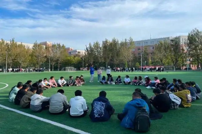 ​心理咨询室设备明细清单(中小学心理咨询室设备清单价格)